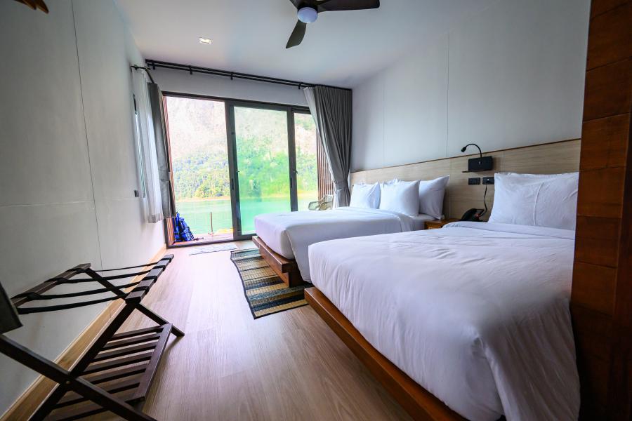 360° Issara Floating Resort - deluxe triple rooms for 3 people
