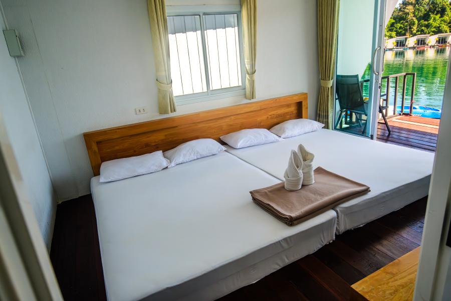 Phupha Waree - small rooms for up to 3 pax