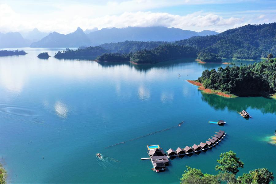 500 Rai - one of many floating resorts in Cheow Lan Lake